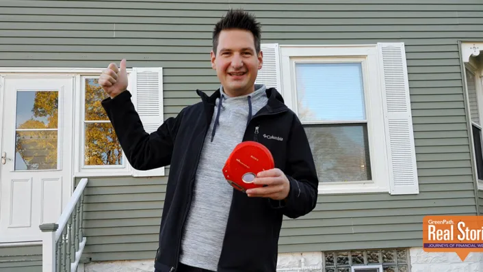 Monte’s childhood had a profound impact on how he approaches money. While he regrets some of his decisions and habits around money, he also makes it a point to learn from his past.