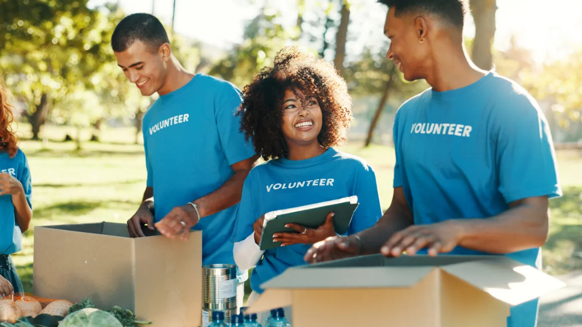 MLK Day Service Ideas: Honoring MLK Through Simple Ways to Support Financial Wellness in Your Community 