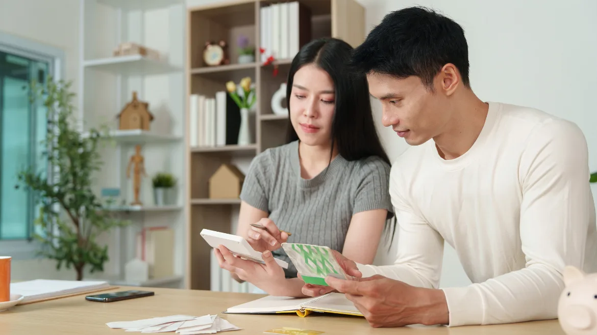 How to Talk to Your Partner About a Debt Management Program