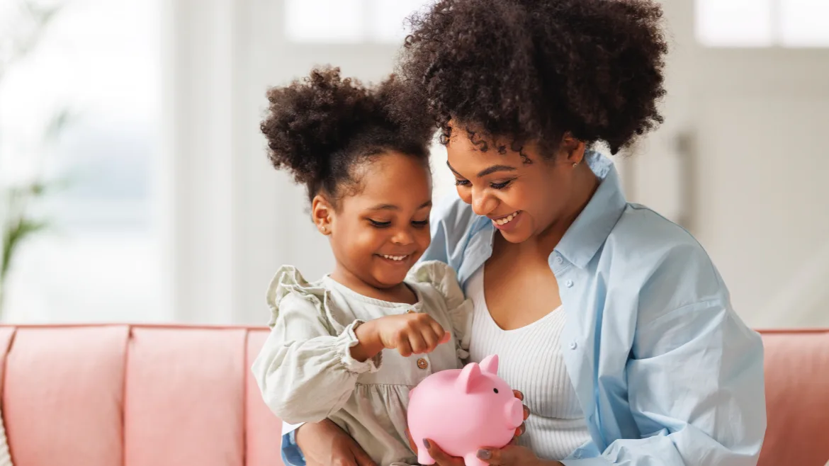 Should You Build an Emergency Fund or Pay Off Debt First?